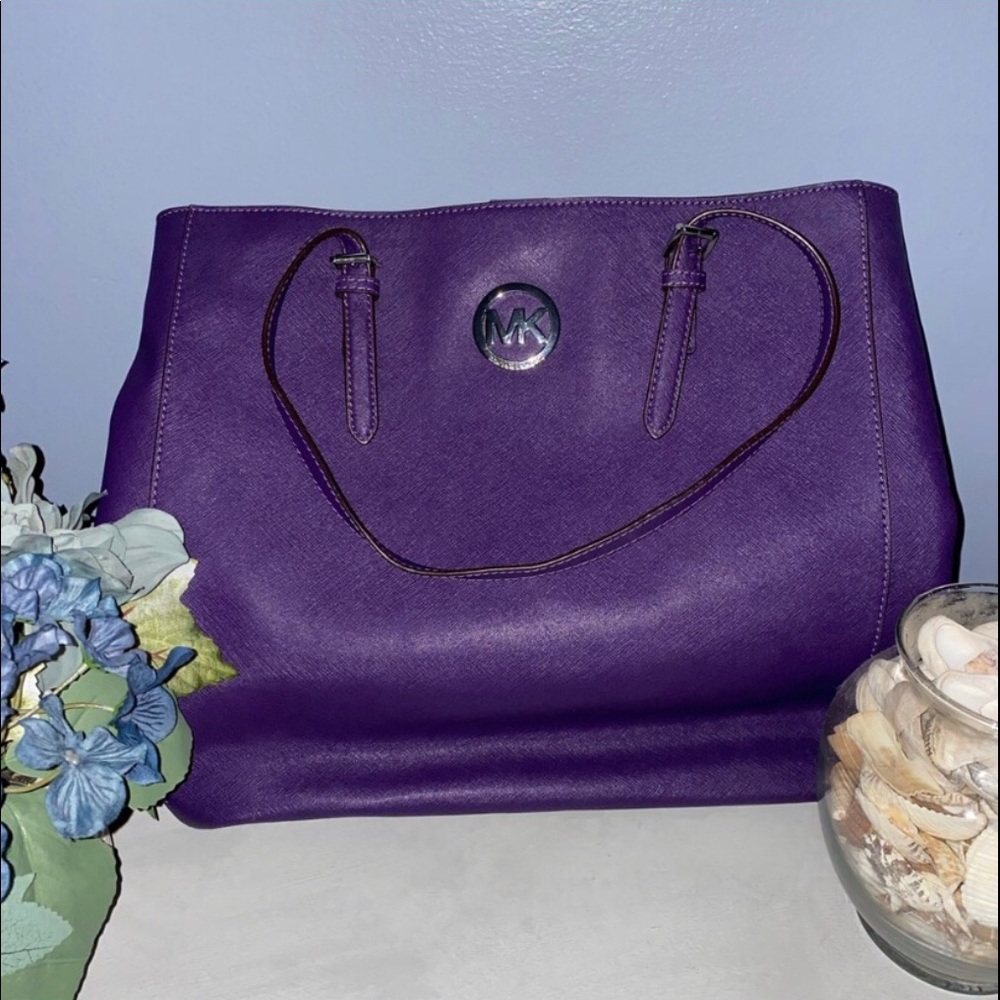 Beautiful Purple Michael Kors Tote